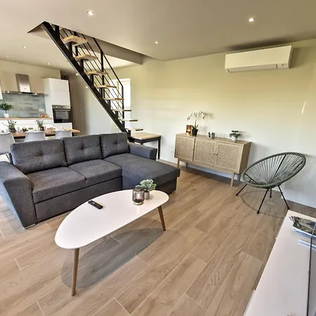 Les Petits Sablens 펜션 Grandmetz