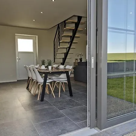 Semesterbostad Les Petits Sablens